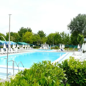 Camping Giardino Marina di Massa